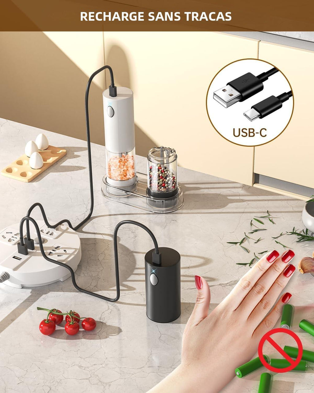 Ensemble de Moulin à Poivre et Sel Électrique Rechargeable Moulin à Épices avec Base, Récipient Transparent Lavable de 95ml, Lumière LED Blanche et Grossièreté Réglable, Noir et Blanc