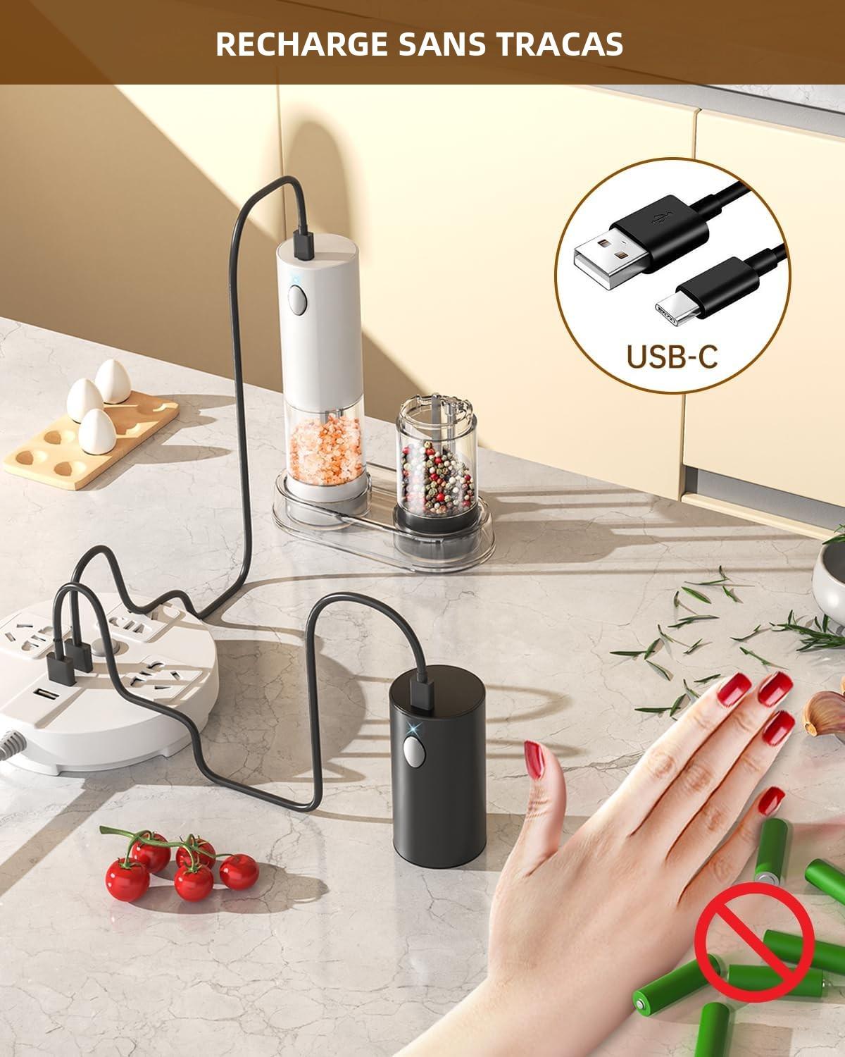 Ensemble de Moulin à Poivre et Sel Électrique Rechargeable Moulin à Épices avec Base, Récipient Transparent Lavable de 95ml, Lumière LED Blanche et Grossièreté Réglable, Noir et Blanc