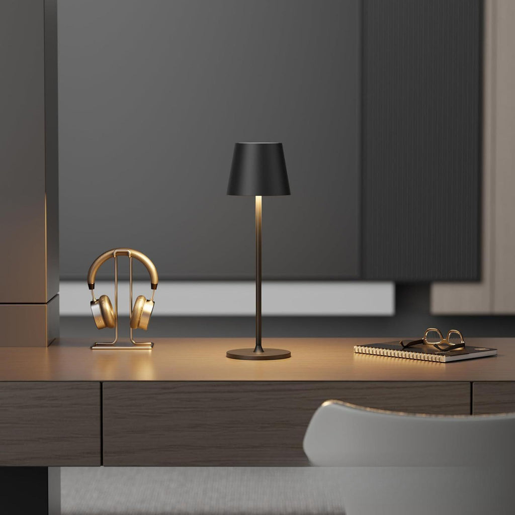 Lampe de table LED design dorée – Rechargeable sans fil | Éclairage moderne et élégant